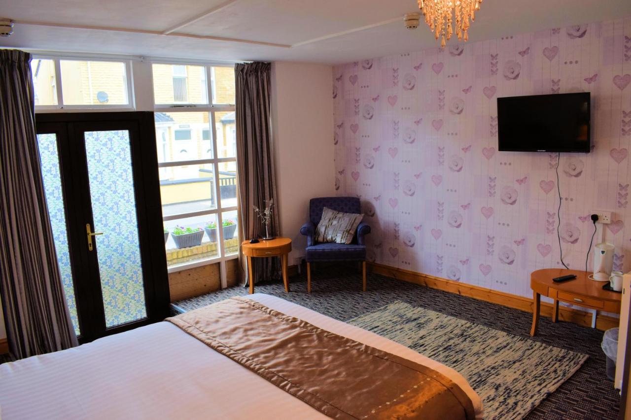The Clarendon Hotel 블랙풀 외부 사진